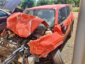 Jeep Renagade breaking for spares