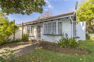 Townhouse For Sale in Wilgeheuwel