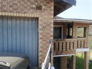 Lovely 3 Bed Home, Croftdene, Chatsworth