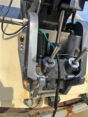 Looking for 2x 60hp Yamaha trim & tilt units