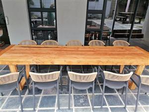 Oregon table