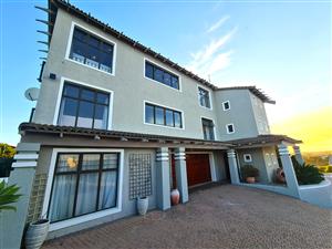 On Top of the World! Large Versatile Home with Panoramic Views in Paradise Beach, Jeffreys Bay