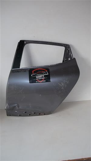 Renault Clio4 left rear door