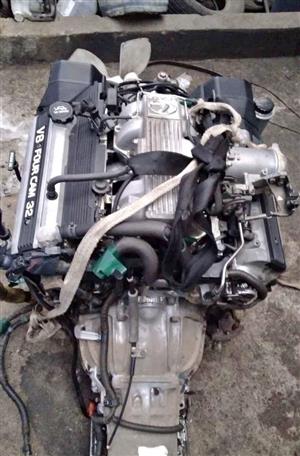 LEXUS V8 1UZ COMPLETE ENGINE WITH GEARBOX FOR SALE