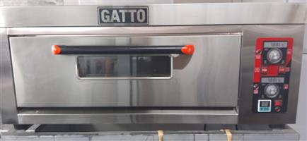 Gatto Oven