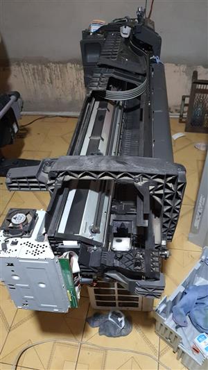 HP Designjet printers plotters for repaire, refubish and buying of non working HP Designjet
