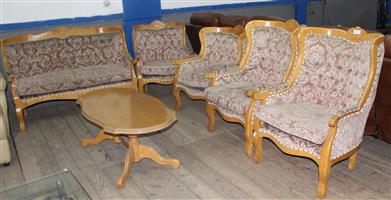 5 PIECE WOODEN BROWN OAK LOUNGE SUITE WITH WOODEN BROWN COFFEE TABLE S065606A