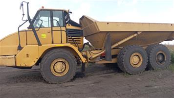 FOR SALE: 2009 CAT 725 Dump Truck
