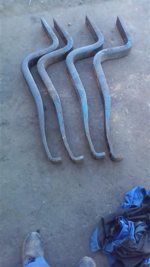 TRUCK PARTS / SPARES