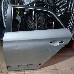 Hyundai i20 grand door 