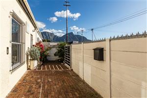 House For Sale in Claremont