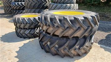 Second Hand Tractor Tires on JD rims