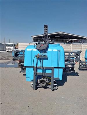 1000L BOOMSPRAYER