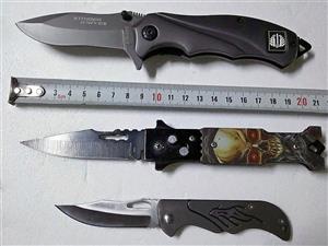 3 Messe. R300 vir almal. Kontak