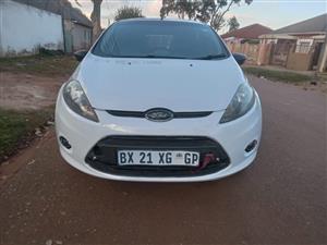 Used 2012 Ford Fiesta 5-door 1.6 Ambiente