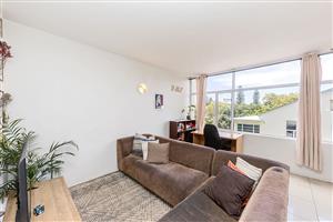Apartment For Sale in Rondebosch