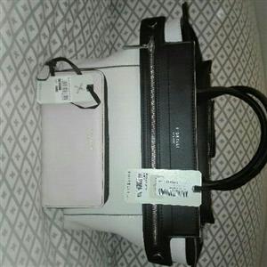 Handbags Wallets And Clutches In Midrand Junk Mail Fiorelli Handbag And Purse