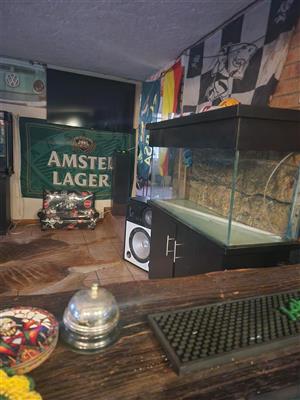 Fish tank 300L with accessories 