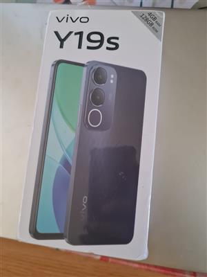 Cell phone (vivo y19s)
