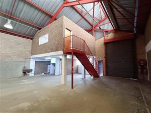 Robertville Mini Warehouse To Let – 326m² Near Main Reef Road