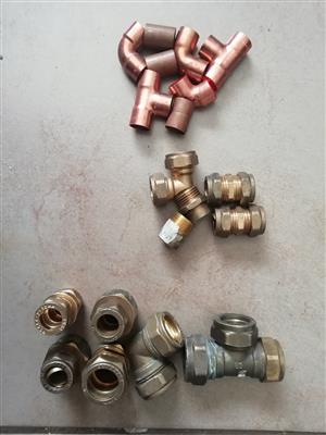  Plumbing fittings and copper tubing  1 x 3mt 20mm; 2 of 1.5 mt