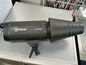 Hylow XZ-400A 400ws (watt-second) Professional Studio Flash Strobe, 6 Months Warranty