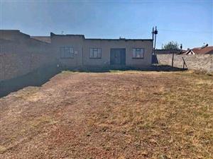 Houseforsaleinlawleyext1