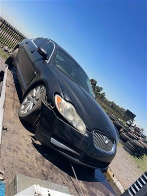Jaguar XF 5.0 V8 stripping 