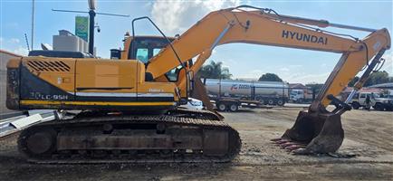 2012 Hyundai 220LC-9 Excavator for sale