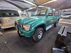 Toyota Hilux LWB