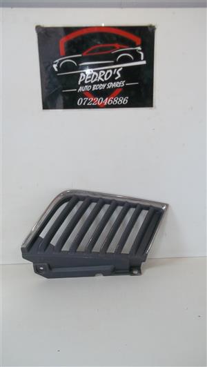 Mitsubishi L200 Triton grille