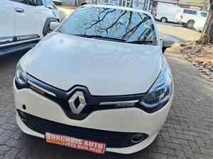 2014 RENAULT CLIO IV 900T MANUAL PETR  WHITE COLOUR  SPARE KEY 