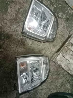 Hyundai H1 handlight