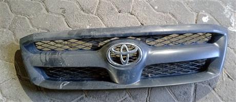 2012 Toyota hilux Front Grill for Sale