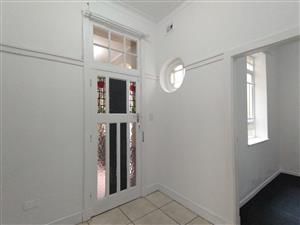 2 Bedroom Ground Floor Apartment Central Durban