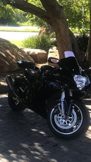 SUZUKI GSXR750 2015 TRACK BIKE