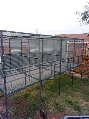 SUSPENSION CAGES FOR BIRDS. Only R4000 each with stand