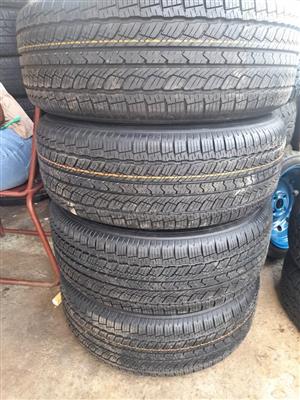 255/60/18 Toyo Open Country brand new set 