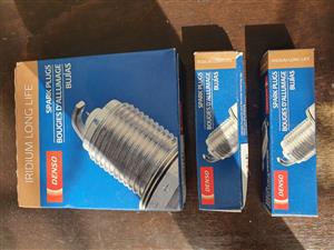 Lexus is250 Spark Plugs