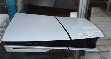 SONY PS5 1TB W/1 CONTROLLER AND CABLES (S067861A)