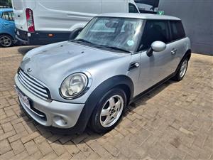 Mini Cooper 1.6i