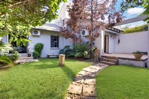 3 bedroom, 2 bathroom and study custer