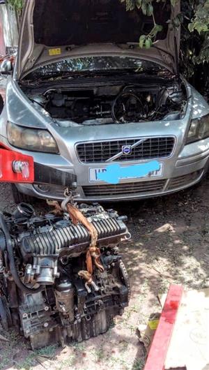 Volvo S40 T5 2007 Stripping for spares Engine and Automatic Gearbox Available!  