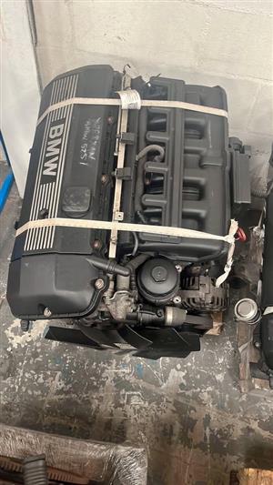 BMW E46 325i M54B25 Engine 