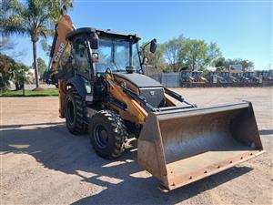 2021 Case 570T 4X4 TLB