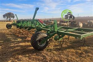 Vibroflex Tiller