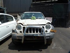 Jeep Cherokee LTD 3.7 Petrol AT White - 2004 SPARESBOYZ STRIPPING FOR SPARES