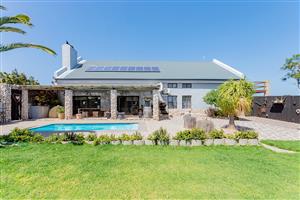 Where Country Charm Meets Coastal Living