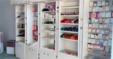 Shop Shelving with Lights & Mirrors for Sale – Great Condition!