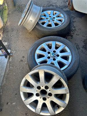 Volkswagen Golf 5 Wheels Available
